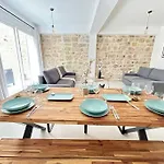 Chic In Paris - Oberkampf